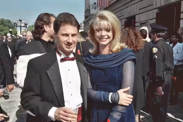 Arriving at the 1991 Emmy Awards. NOTE: Permission granted to copy, publish, broadcast or post any of my photos, but please credit "photo by Alan Light" if you 