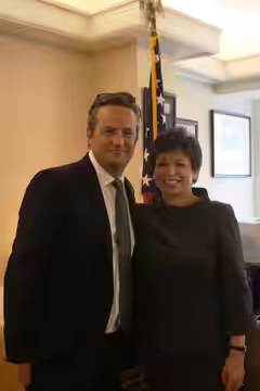 Congrats to @MatthewPerry for sharing personal story to increase awareness abt drug courts &amp; reducing substance abuse. (2013)
