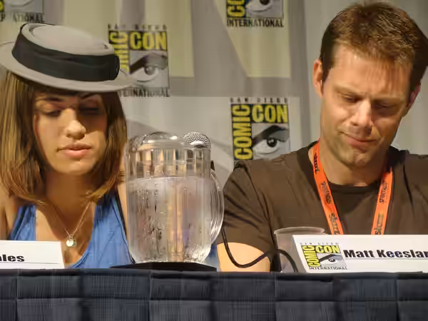 Actors Natalie Morales &amp; Matt Keeslar at Comic-Con panel for The Middleman TV show (2009)