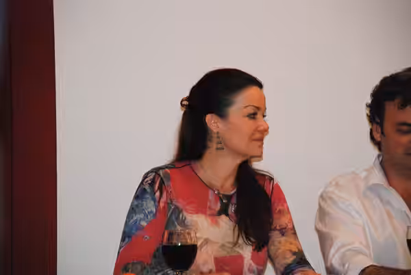 Claudia Christian al tavolo della giuria Deepcon 11, 2010.
