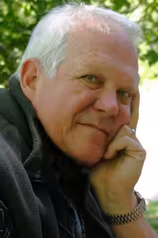Dennis McCarthy