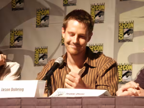 Jason Dohring (2005)