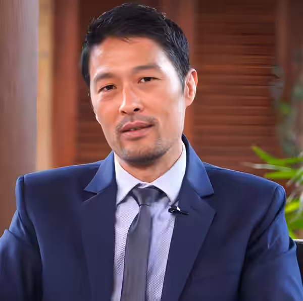 Johnny Tri Nguyen