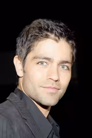 Adrian Grenier