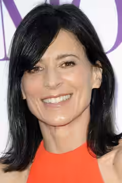 Perrey Reeves