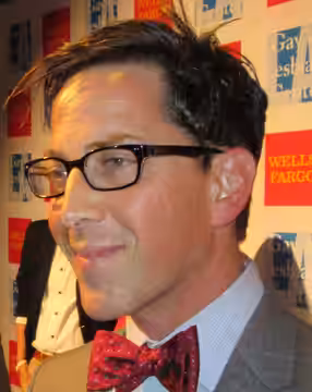 Dan Bucatinsky (2013)