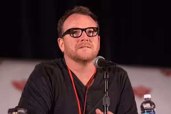 Robert Duncan McNeill, on the Chuck panel, at the Phoenix Comicon in Phoenix, Arizona. Please attribute to Gage Skidmore if used elsewhere. (2011)