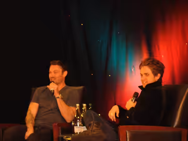 Brian Austin Green &amp; Thomas Dekker (2010)
