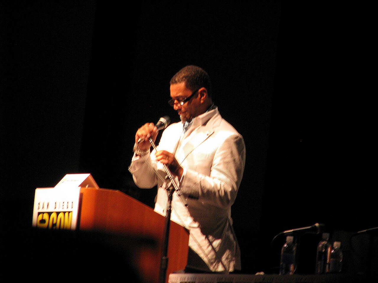Man of Steel actor, Harry Lennix, reading a quote from the comic 'The Dark Knight Returns' to reveal a Batman and Superman film. (2013)