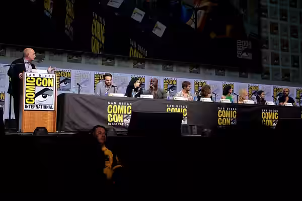 Jeph Loeb, Charlie Cox, Krysten Ritter, Mike Colter, Finn Jones, Sigourney Weaver, Elodie Yung, Deborah Ann Woll, Jessica Henwick and Marco Ramirez speaking at  (2017)