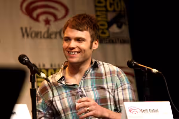 Seth Gabel speaking at the 2012 WonderCon in Anaheim, California. Please attribute to Gage Skidmore if used elsewhere