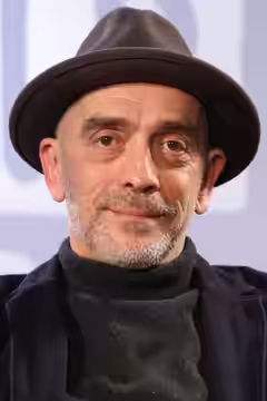 Adrian Schiller