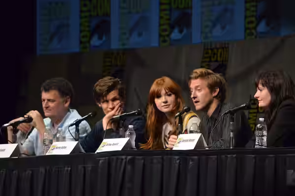 Steven Moffat, Matt Smith, Karen Gillan, Arthur Darvill and Beth Willis at the Dr. Who panel at Comic-Con 2012