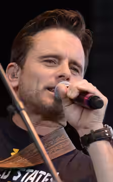 Charles Esten
