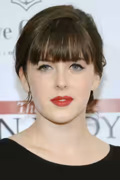 Alexandra Roach