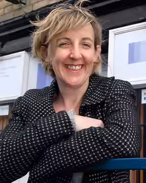 Julie Hesmondhalgh (2010)