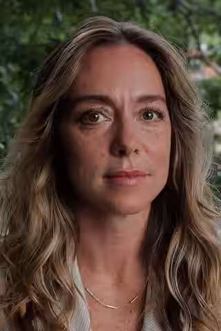 Siân Héder
