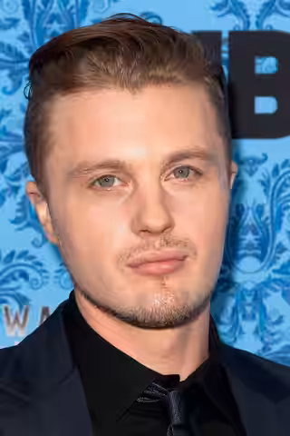 Michael Pitt
