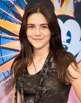 Isabelle Fuhrman at the World of Color Premiere - Disney California Adventure 2010.