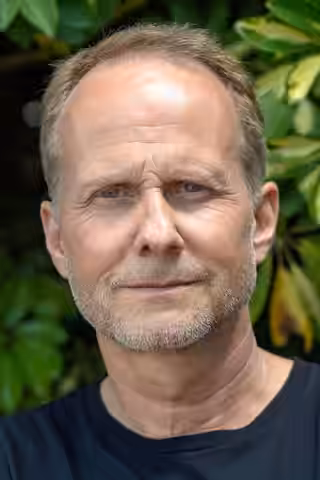 Niels Arden Oplev