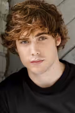 Dustin Milligan