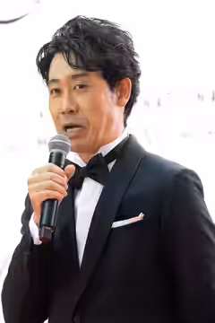 第35回 東京国際映画祭 オープニングイベント レッドカーペット 大泉洋 (月の満ち欠け) (2022)
