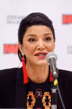 Shohreh Aghdashloo