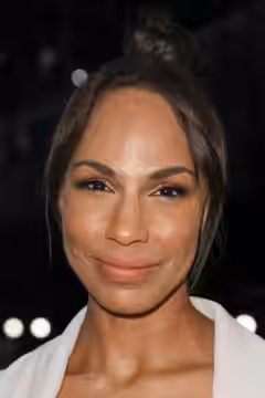 Amanda Brugel