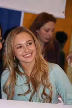 Hayden Panettiere on the New York Comic Con 2007.claire
