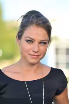 Émilie Dequenne