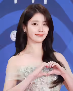 IU at the 4th Blue Dragon Series Awards on July 18, 2025.