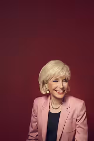 Lesley Stahl
