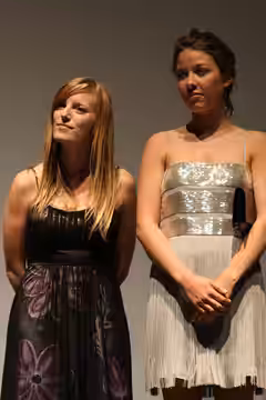 Canadian actresses Sarah Polley and Clare Stone played the same character (at different ages) in the film. Polley has amazing talent. She portrayed a woman suff (2009)