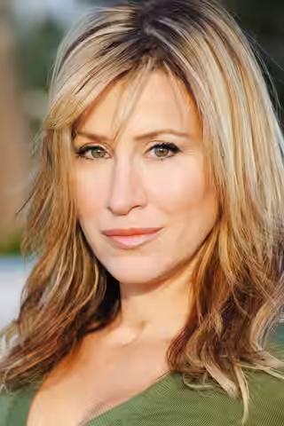 Lisa Ann Walter