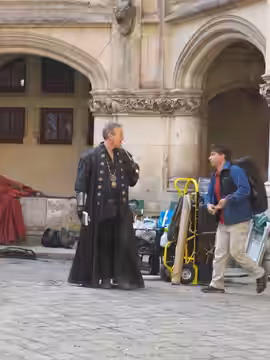 Merlin. (2010)