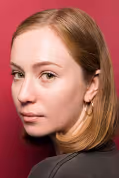 Hannah Einbinder