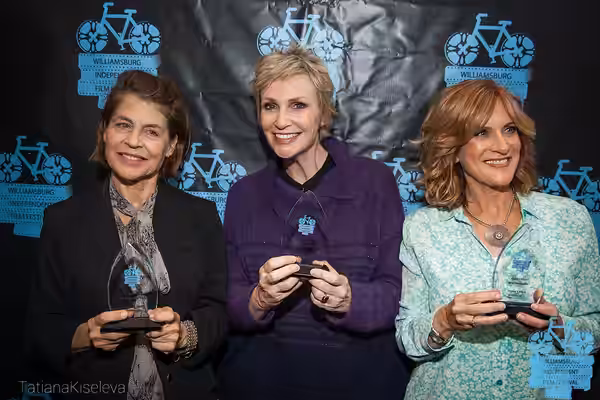 Three Stars at Festival Actresses Linda Hamilton, Jane Lynch and Carol Leifer accepting their Willfilm Awards -11.17. 2016 at the Cinema at the WYTHE Hotel