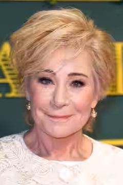 Zoë Wanamaker