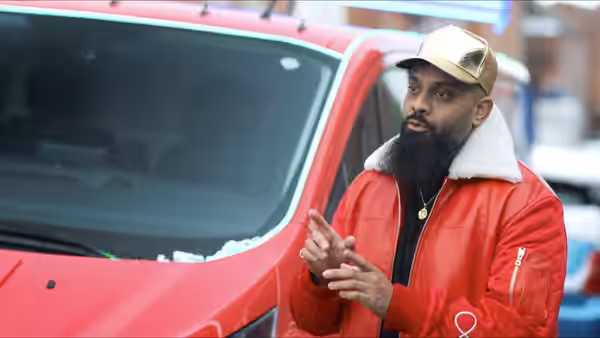 Guz Khan in Guz Khan and 'The Khan's Speech' (2022)