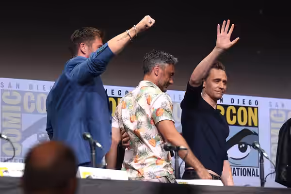 Chris Hemsworth, Taika Waititi and Tom Hiddleston speaking at the 2017 San Diego Comic Con International, for "Thor: Ragnarok", at the San Diego Convention Cent