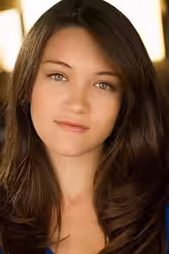Isa Briones