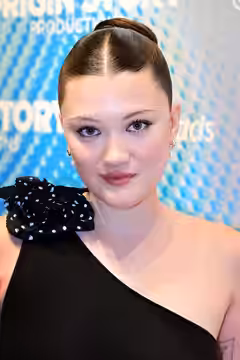 Isa Briones at the 2026 Theatrely Broadway Breakout Brunch
