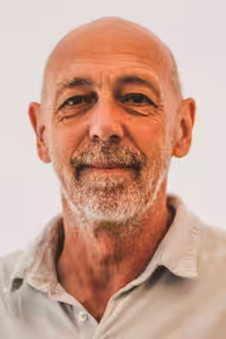 Stuart Dryburgh