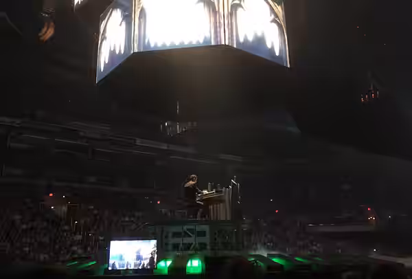 Ramin Djawadi performing "Light of the Seven" at the Game of Thrones Live Concert Experience at Talking Stick Resort Arena in Phoenix, Arizona. (2017)