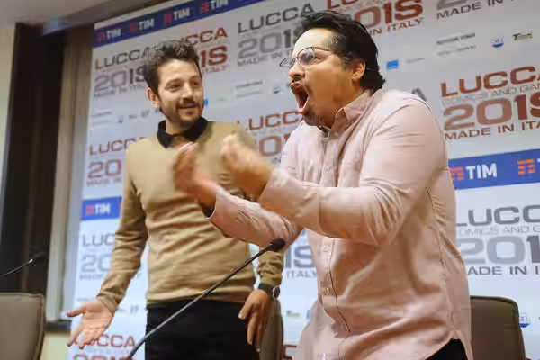 Diego Luna e Michael Peña, protagonisti di Narcos: Mexico a Lucca Comics &amp; Games. Conferenza stampa in Camera di Commercio. (2018)