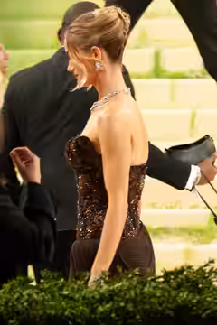 Rosie Huntington-Whiteley at the 2026 Met Gala, wearing fashion in theme of "Costume Art"