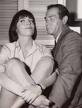 Barbara Feldon and Darren McGavin in The Nurses (1964)