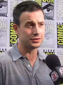 Freddie Prinze, Jr at San Diego Comic-Con 2009 promoting 24 press room.