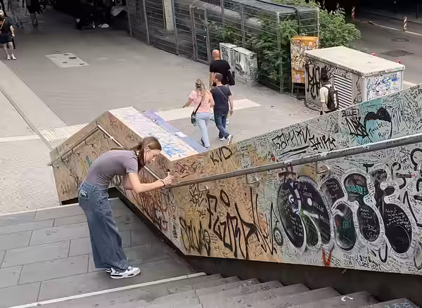 Billie Eilish Wall in Berlin, 2024