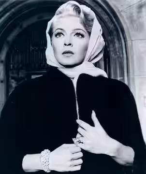 Lana Turner in Madame X (1966)